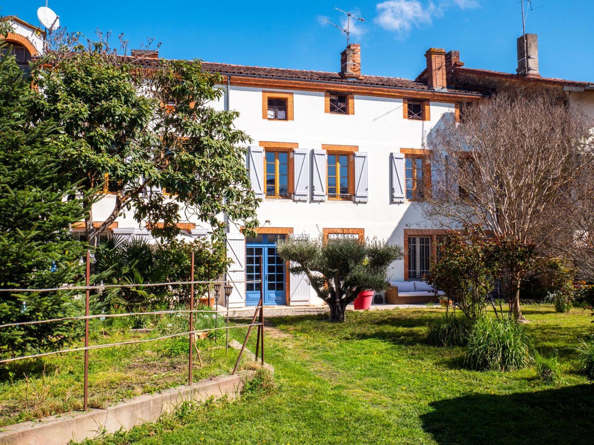 Le Relais De Lezat Hotell Exteriör bild